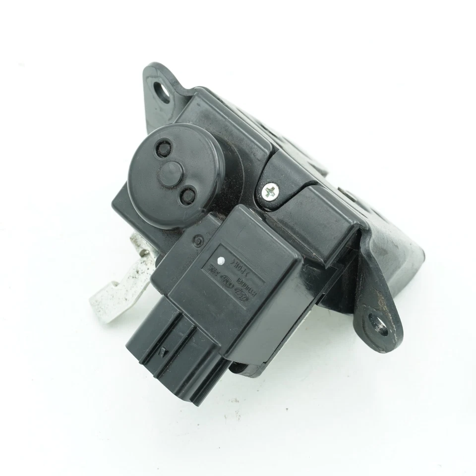Actuador de bloqueo de tapa de puerta trasera con cierre de maletero Kia Rondo OEM 812301D000 4116 Foto 3 de 3