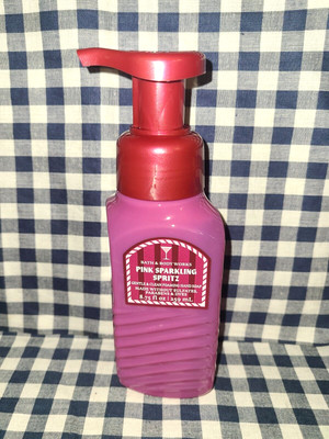 ALL NEW Pink Sparkling Spritz Foaming Hand Soap 8.75 oz Bath & Body Works