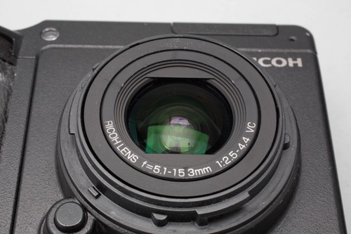 Ricoh GXR S10 Digital Compact Camera w/ Ricoh 5.1-15.3mm f2.5-4.4 VC Lens * JP - Picture 11 of 11