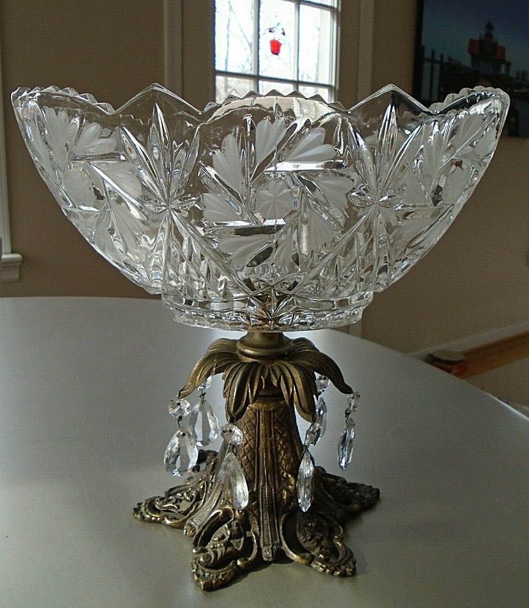 Vintage Cut Glass Scalloped Oval Dish Vintage Cut Glass Scalloped Oval Dish