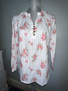 Beachlunchlounge Women's Lyzza Cherry Flowers Long Sleeve Button Full Top XS NWT