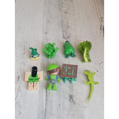 Green toy variety frog dinosaur lizard grass alien guy set monster