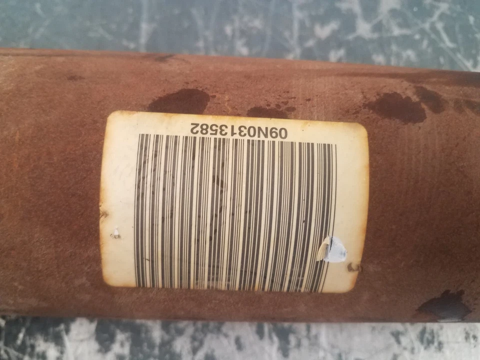 Eje de transmisión Grand Marquis/Corwn Vic Victoria 2010 #2643 S7 Foto 4 de 4