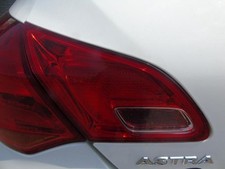 Rückleuchte links Opel Astra J P10 13360786 P22952098