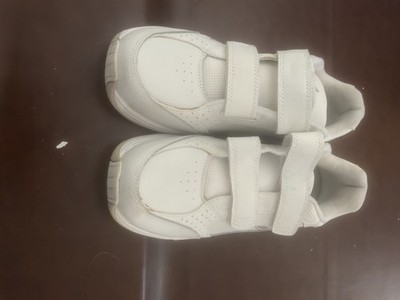 Everlast Memory Foam White Boxing Shoes with Straps for Boxing