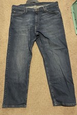 WRANGLER  Medium-Blue Jeans RELAXED Fit Strai...