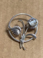 Vintage Marked AMCO Sterling Cameo Flower Leaf Brooch / Pin