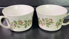 Figgjo Flint Norway Brazil Coffee Cups Mug Handpainted Silkscreen Leaves/Berries