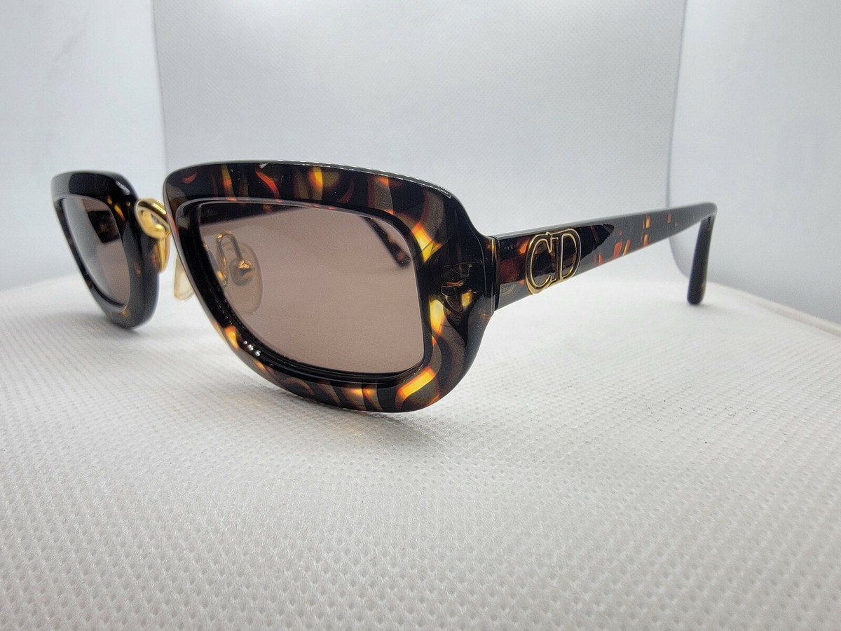 DiorSignature S1U BrowntoPink Gradient TortoiseshellEffect Square Sunglasses DIOR US #29 DiorSignature S1U BrowntoPink Gradient TortoiseshellEffect Square Sunglasses DIOR US