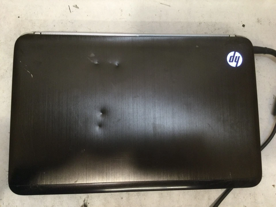 HP Pavilion dv6-6167cl 15.6” / Intel Core i5 / (CRACKED/MISSING PARTS!) -MR - Image 3 of 4