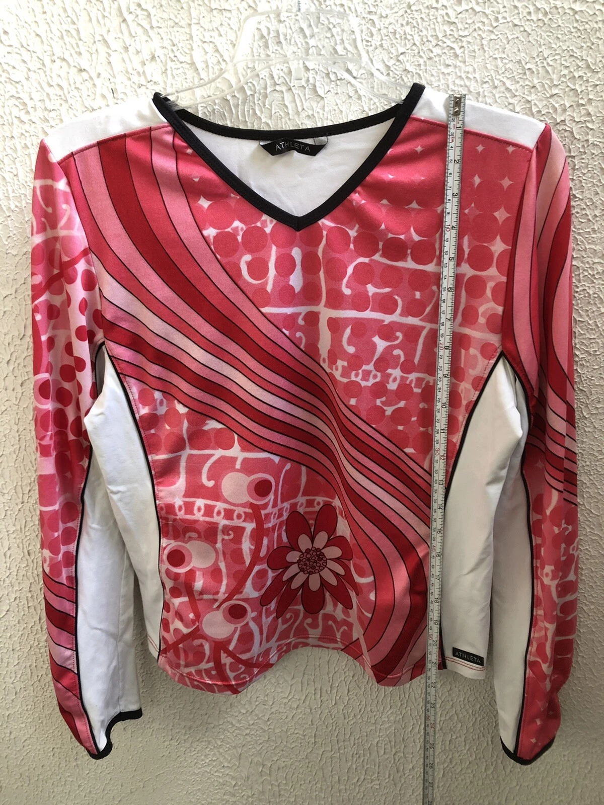 athleta pull over long sleeve white pink shirt