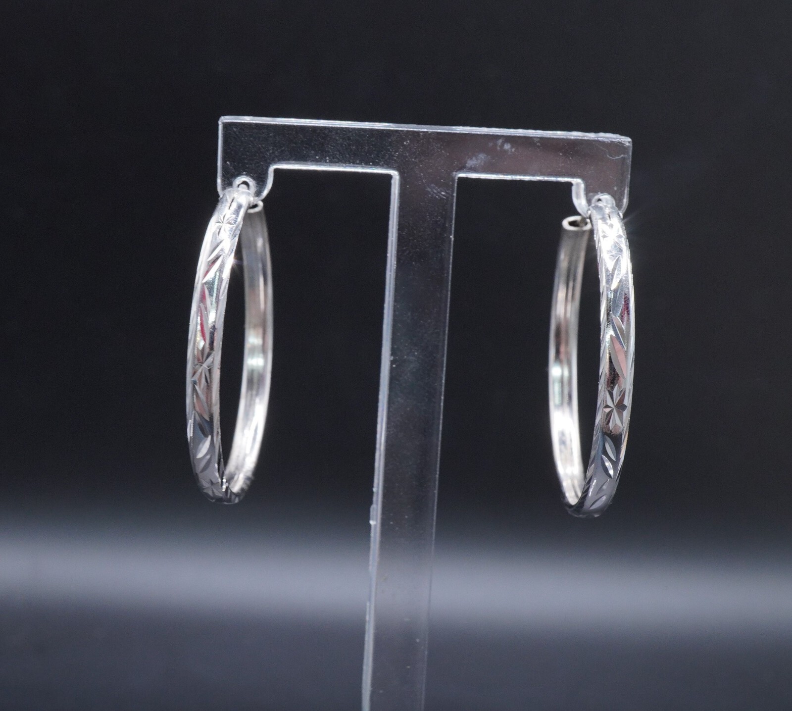 925 Sterling Silver Hoop Earrings for Women - Classic & Elegant-image