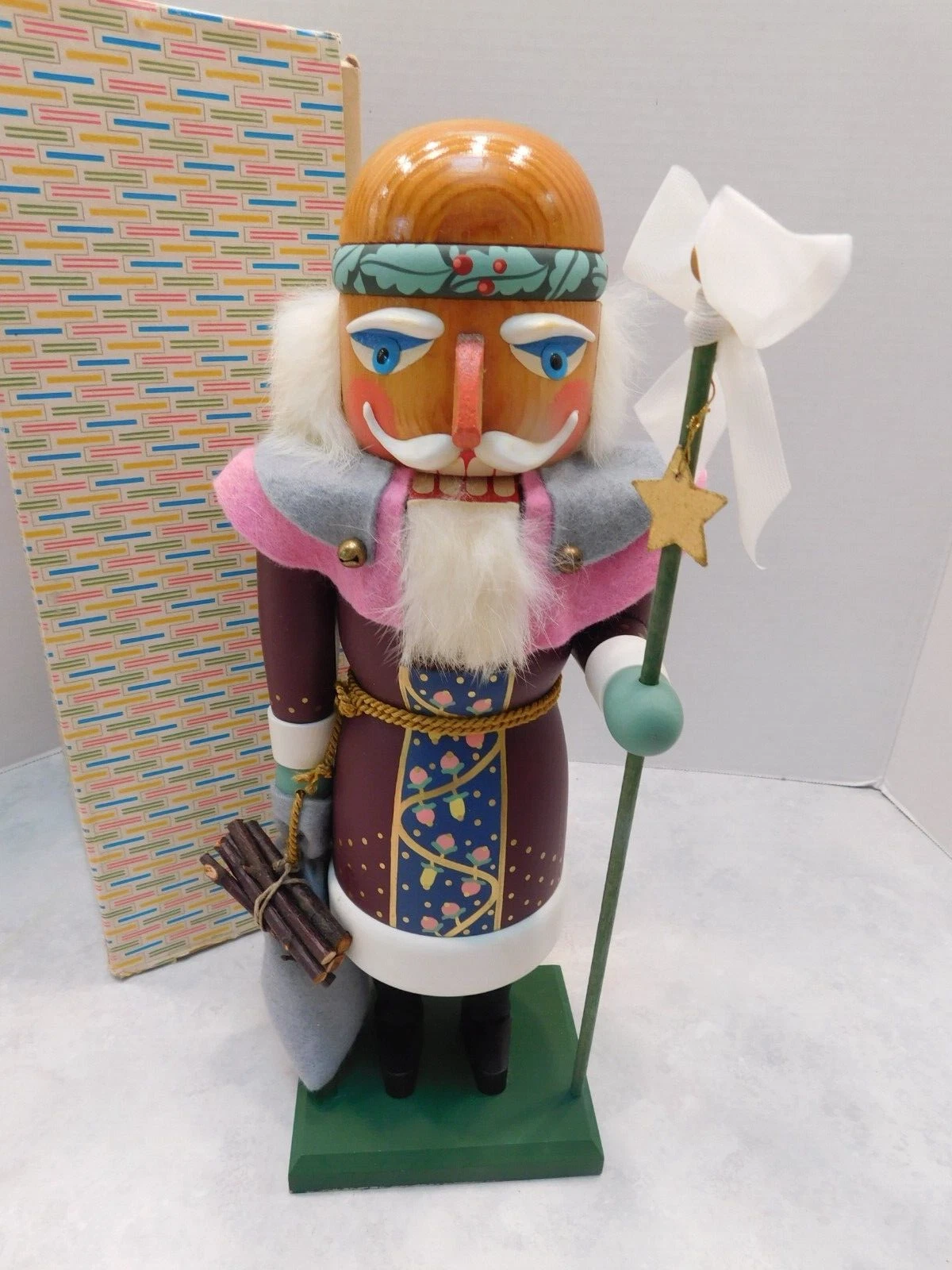 Erzgebirgische Volkskunst Germany Victorian Santa Nutcracker 14 inch