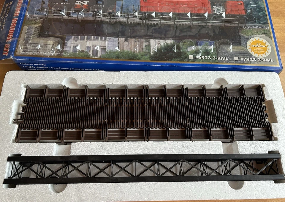 Atlas #6923,  3-Rail O Deck Girder Bridge Kit, New - Image 3 of 4