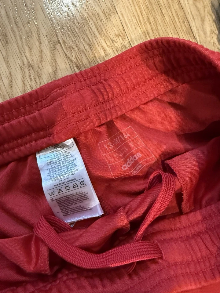 Pantalones cortos Adidas para niños lote 5 artículos 14-16 Foto 3 de 4