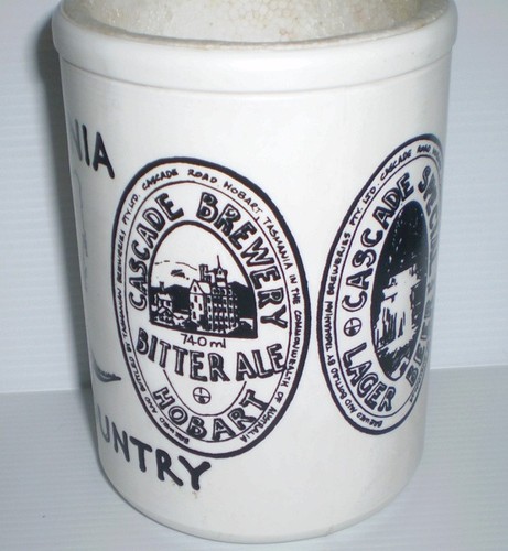 Vintage stubby holder - Cascade beer - Picture 2 of 3