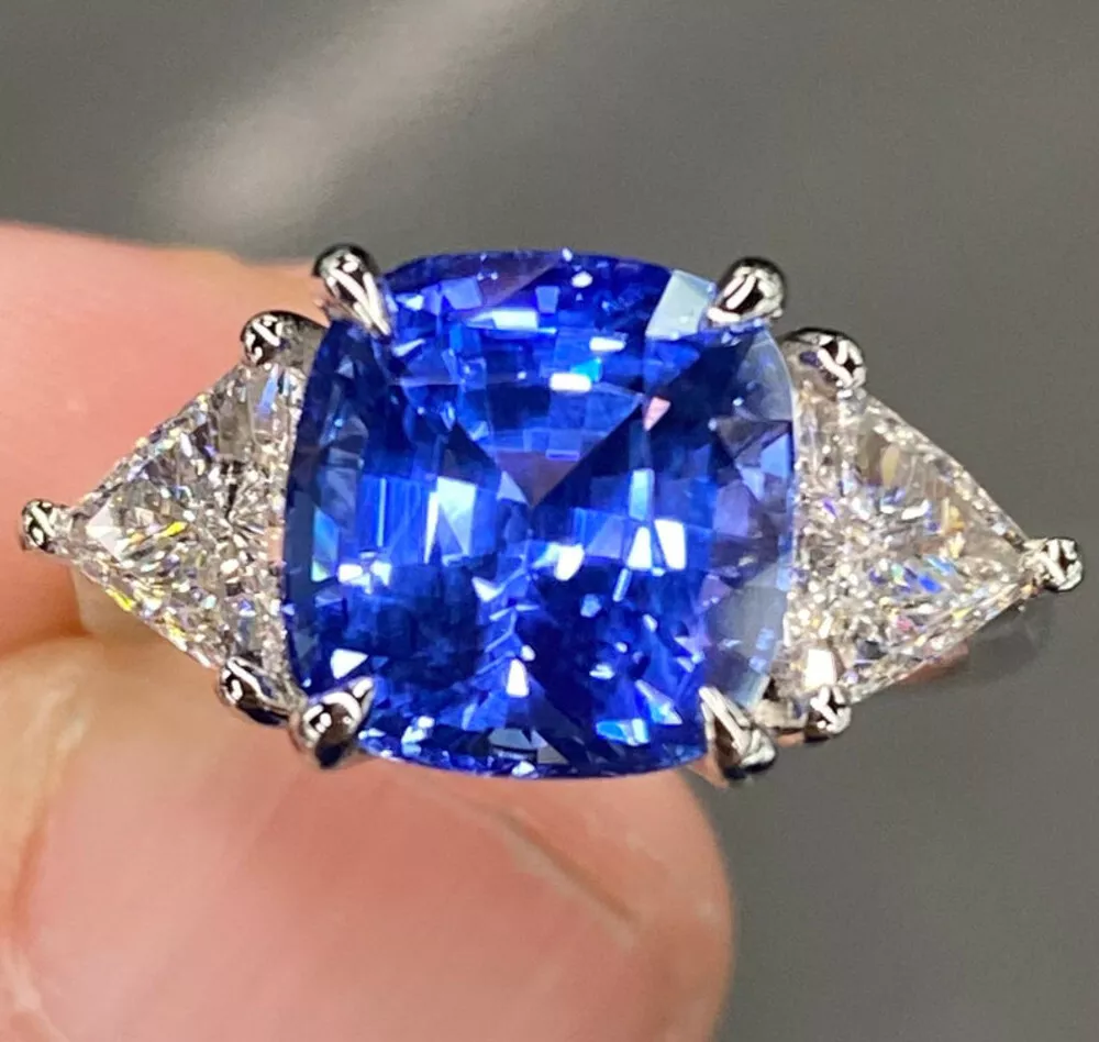 6 2024 carat sapphire