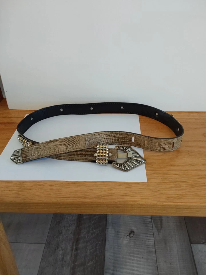 Cinturón Mujer Cuero Tostado/Marrón Oro y Plata Diseño Diamante Oro y Plata Conchos Foto 2 de 4