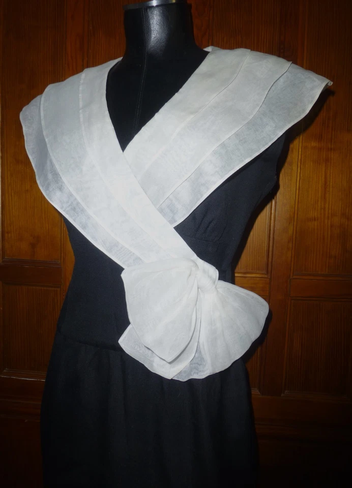 Vestido Negro De Colección Años 80 Avant Garde NIPON BOUTIQUE Cóctel Fiesta Capa Cuello Lazo 4 Foto 4 de 4