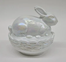 Mosser White Milk Carnival Pearl Bunny On Basket Nest