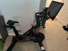 2020 Peloton Bike Cycling Indoor Exercise Bike Excellent Condition