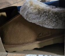 Clark's Women's Fancy Fur Suede Indoor Outdoor Clogs Size 8