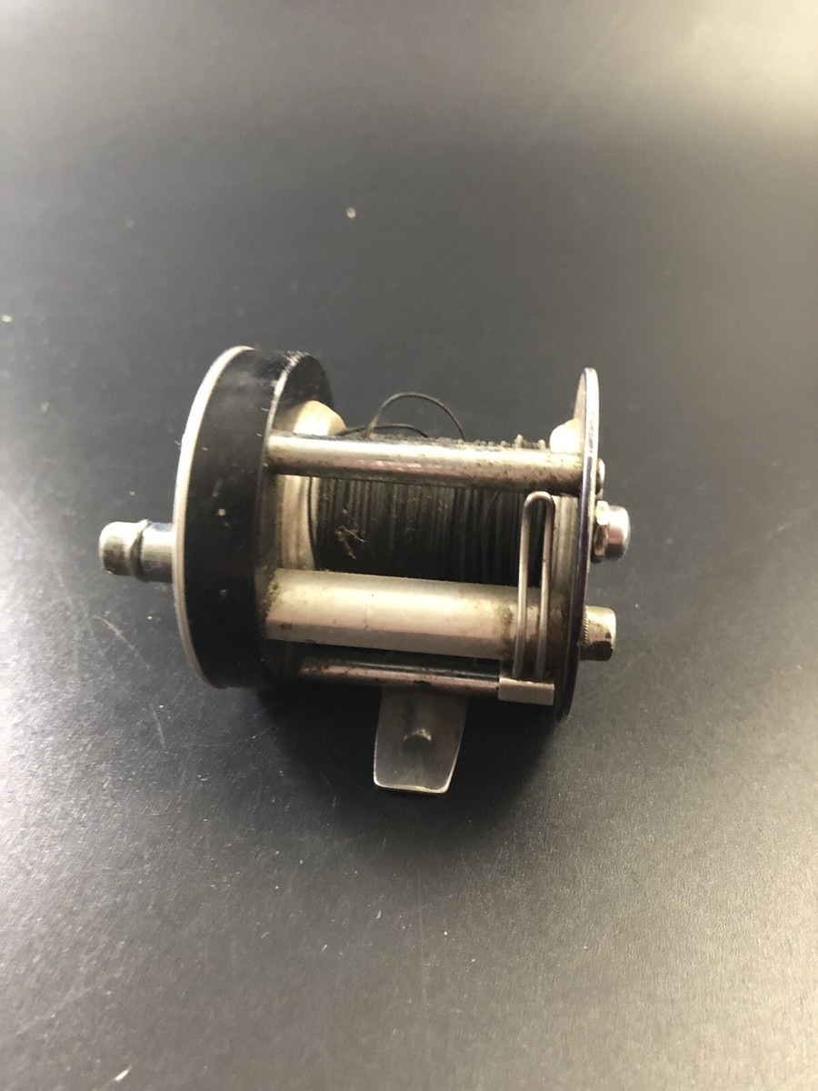 Langley Cast-Rite Model 380A Vintage Bait Casting Reel Old Fishing