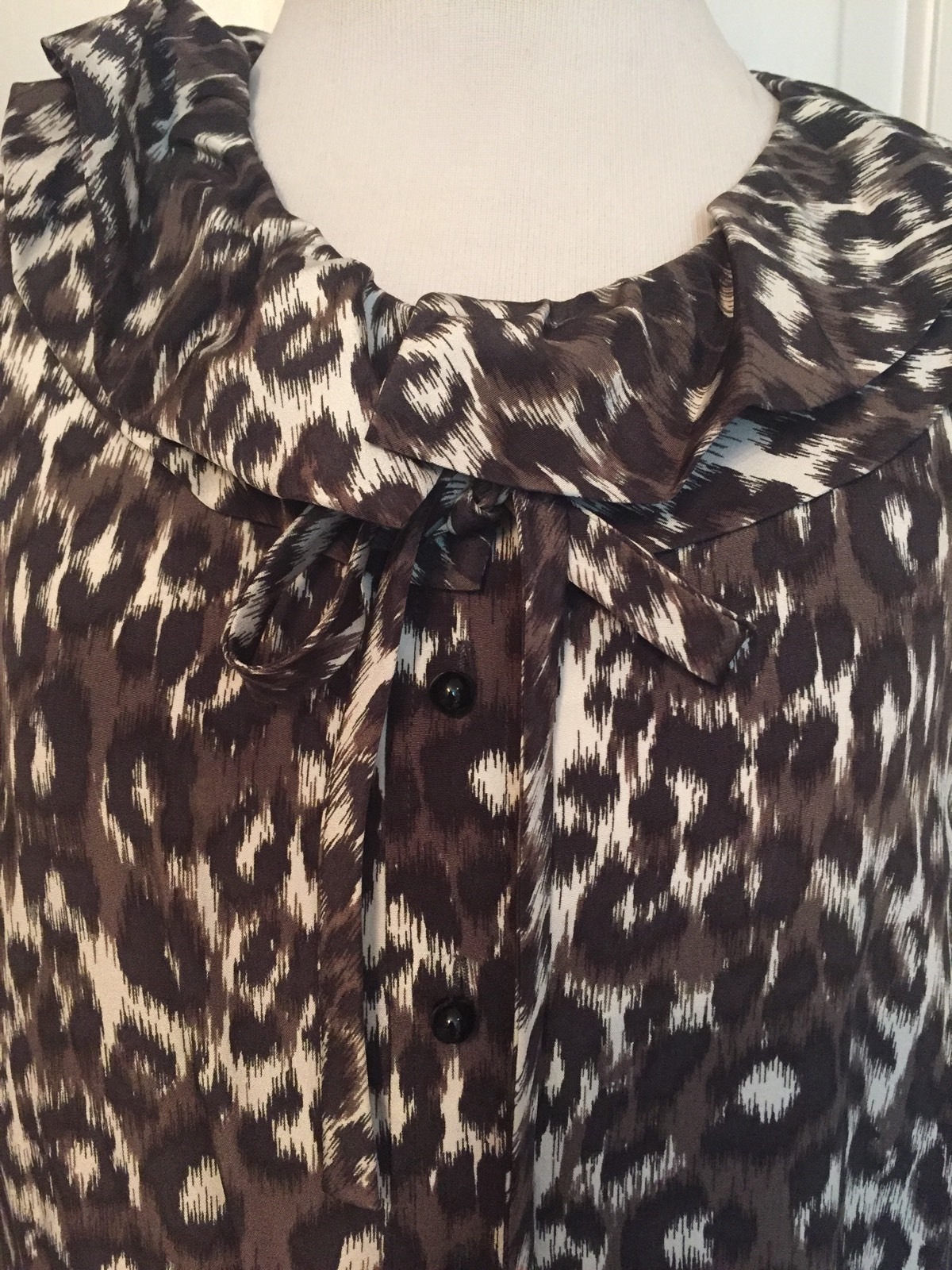 Kate Spade NY blouse Black White Gray Animal Print Long Sleeve size 6 thumbnail 2