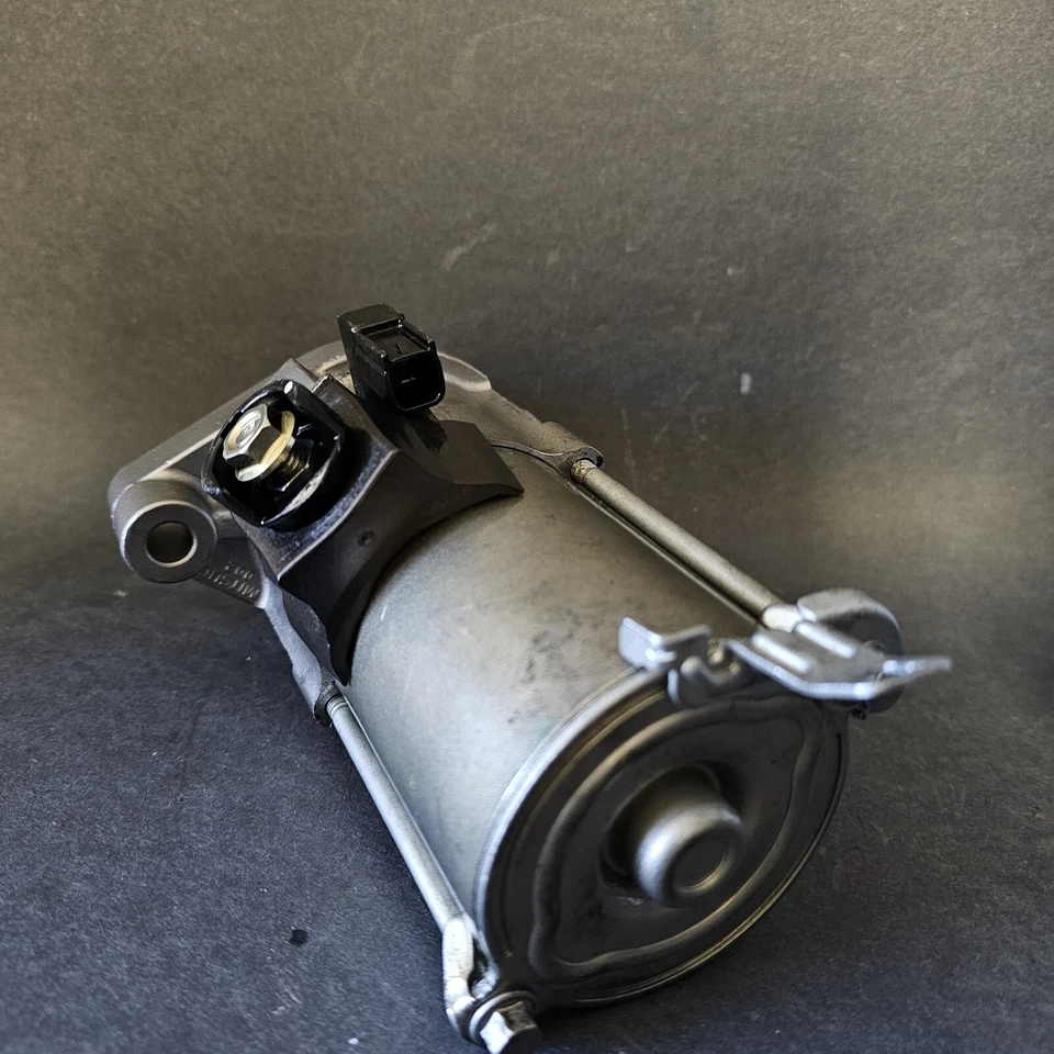 2006 to 2011 Honda civic SI L4 2.0Liter W/MT Trans Starter Oem reman by Rvv - Image 3 of 4