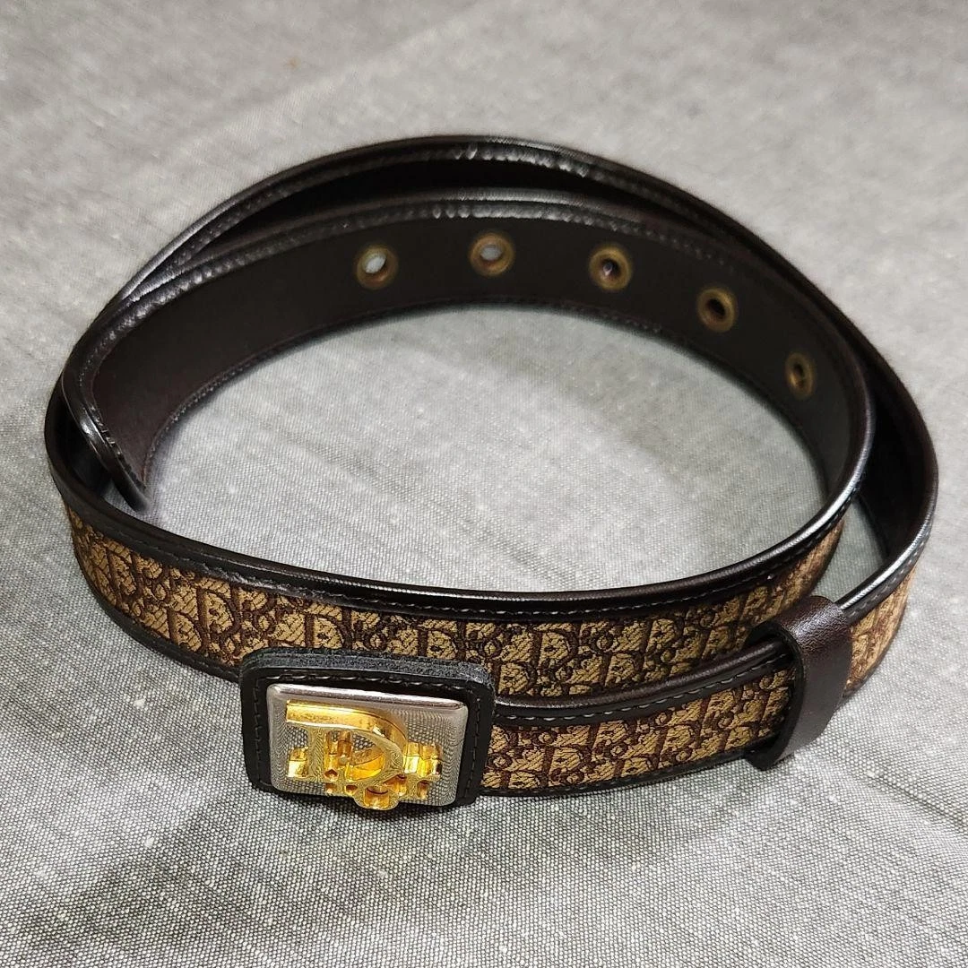 Authentique ceinture Christian Dior motif trotteur logo boucle carrée taille 65 cm