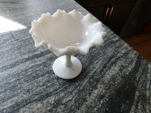 Westmoreland Milk Glass Diamond Hobnail Compote Candy Dish Pedestal Ruffled Bowl