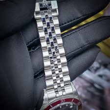 2025 Tudor Black Bay 58 Burgundy | 39mm | Jubilee | M7939A1A0RU-0001 13