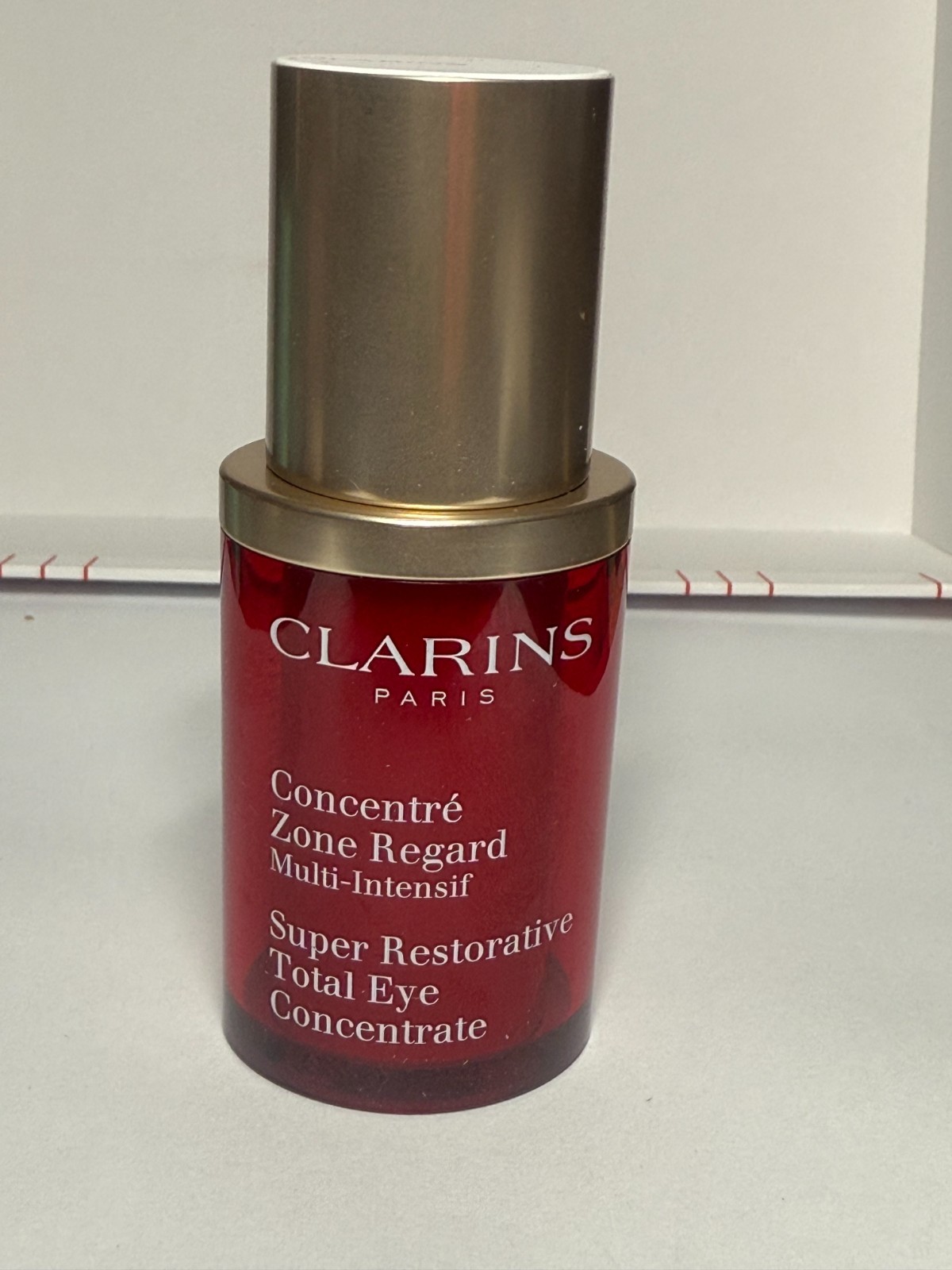 Clarins Super Restorative Total Eye Concentrate Cream 15ml 0.5oz AS PICTURED