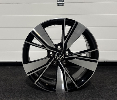 Original VW Golf 8 VIII & R-line GTI Bakersfield Alufelge 18 Zoll 5H0601025J 2