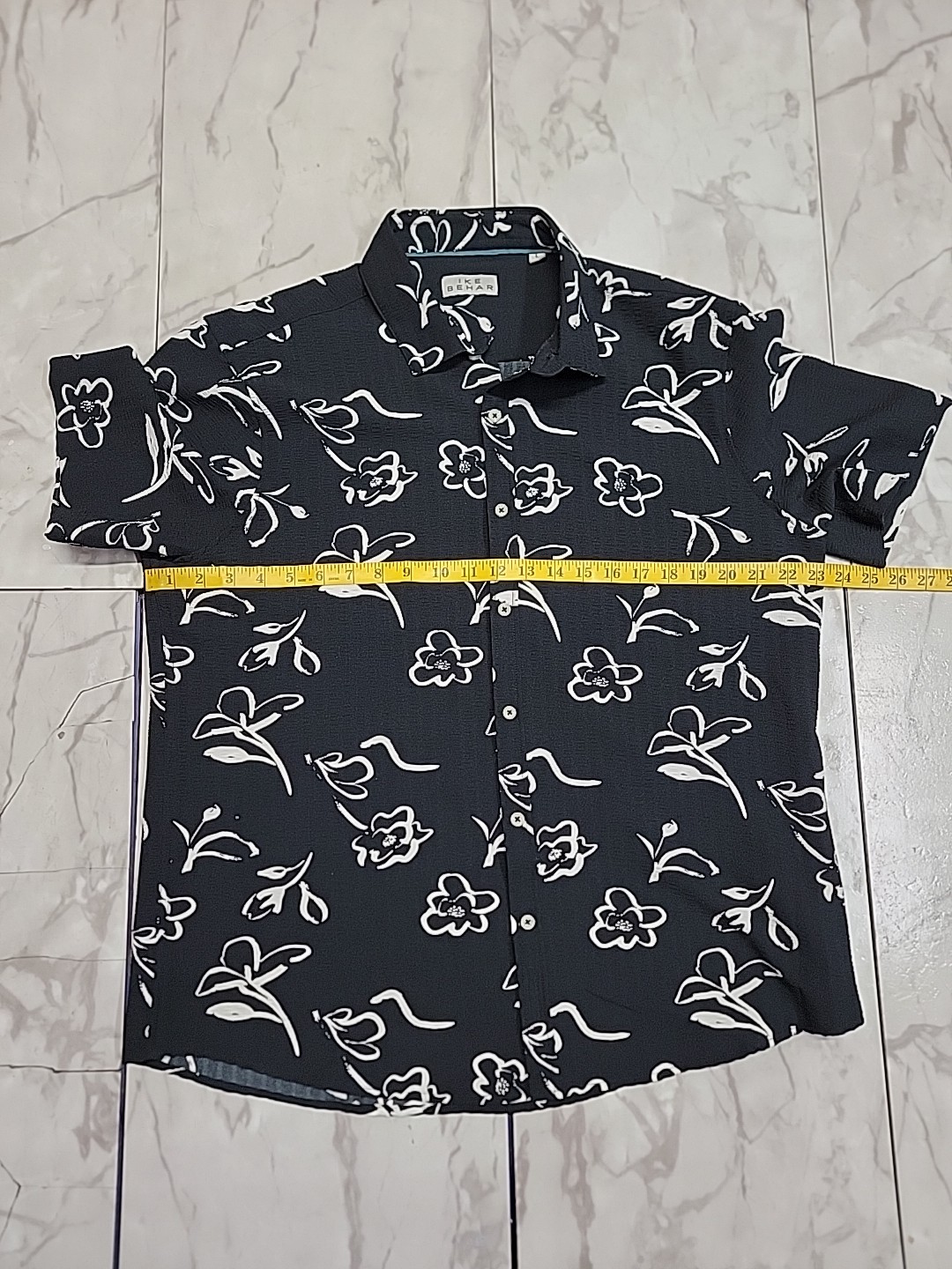 Ike Behar Button-Front Geometric Pattern Short Sl… - image 3