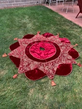 Beautifully Ornate Frontgate Luxury Royal Red Tree Skirt