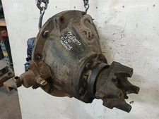 Eaton RSP41 Rear Differential/Carrier 3.70 Ratio Locker 41 Spline (10996348