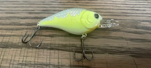 LUCKY CRAFT LC 2.0 D-10 MS Crack Hard To Find Rare