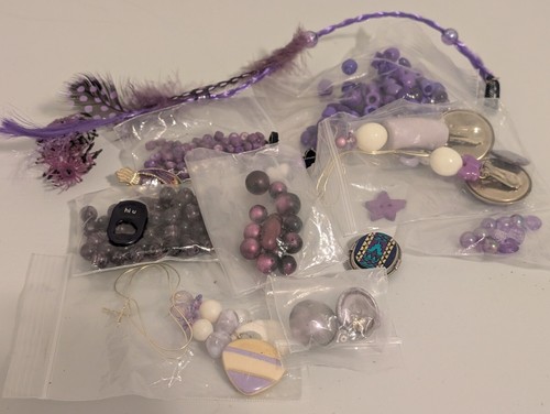 Over 9 Pounds! Vtg & New Beads for Jewelry Making - All Colors Harvested Parts - Picture 15 of 24