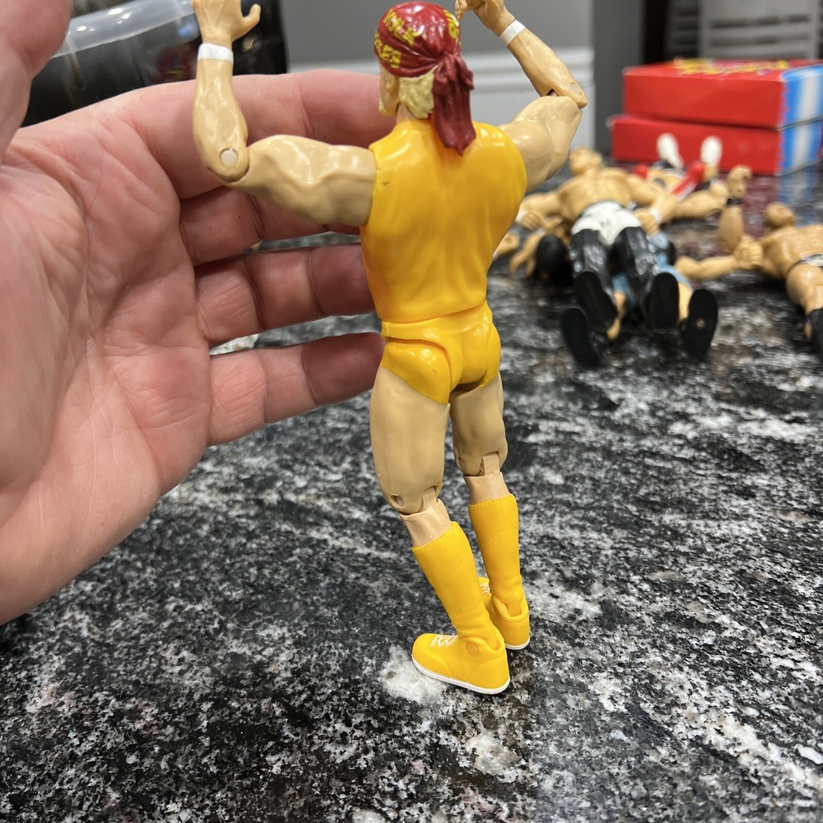 2002 Jakks WWE Hulk Still Rules 3-Pack 1984 HULK HOGAN