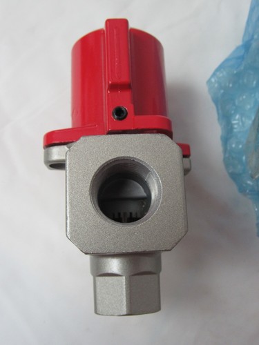 SMC VHS40-N04-Z PNEUMATIC LOCKOUT VALVE - Picture 4 of 8