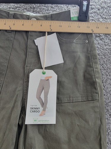 Re Generation by Celebrity Pink High Rise Skinny Cargo Pants Juniors 1/25 Olive - Picture 4 of 17