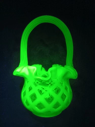 Vintage Fenton Green opalescent Diamond Small Uranium Glass Basket with Handle
