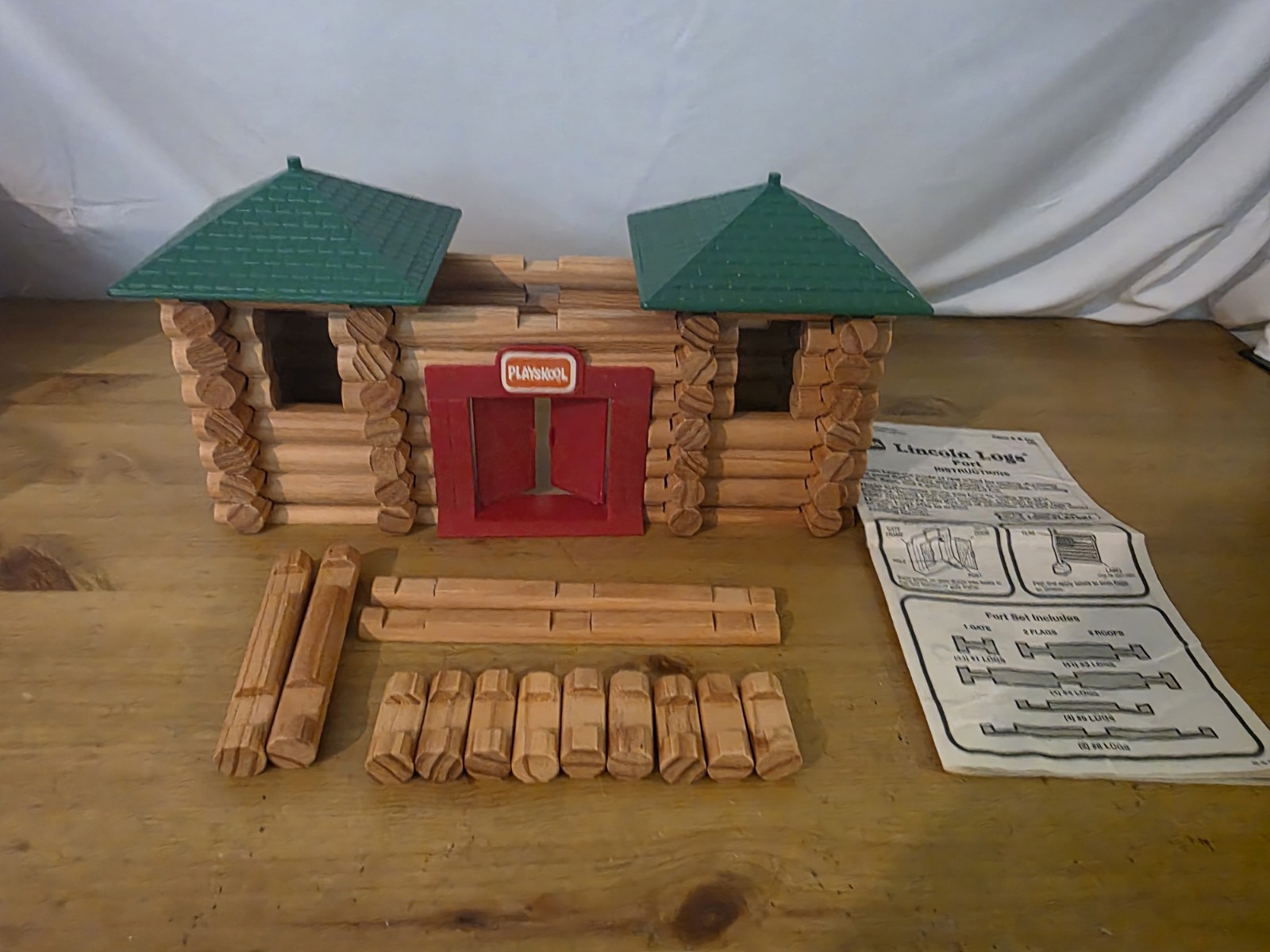 Playskool Lincoln Logs Fort.