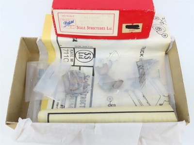 HO 1/87 Scale Structures SS LTD Kit #7110 Kleiber Open Cab Dump Truck