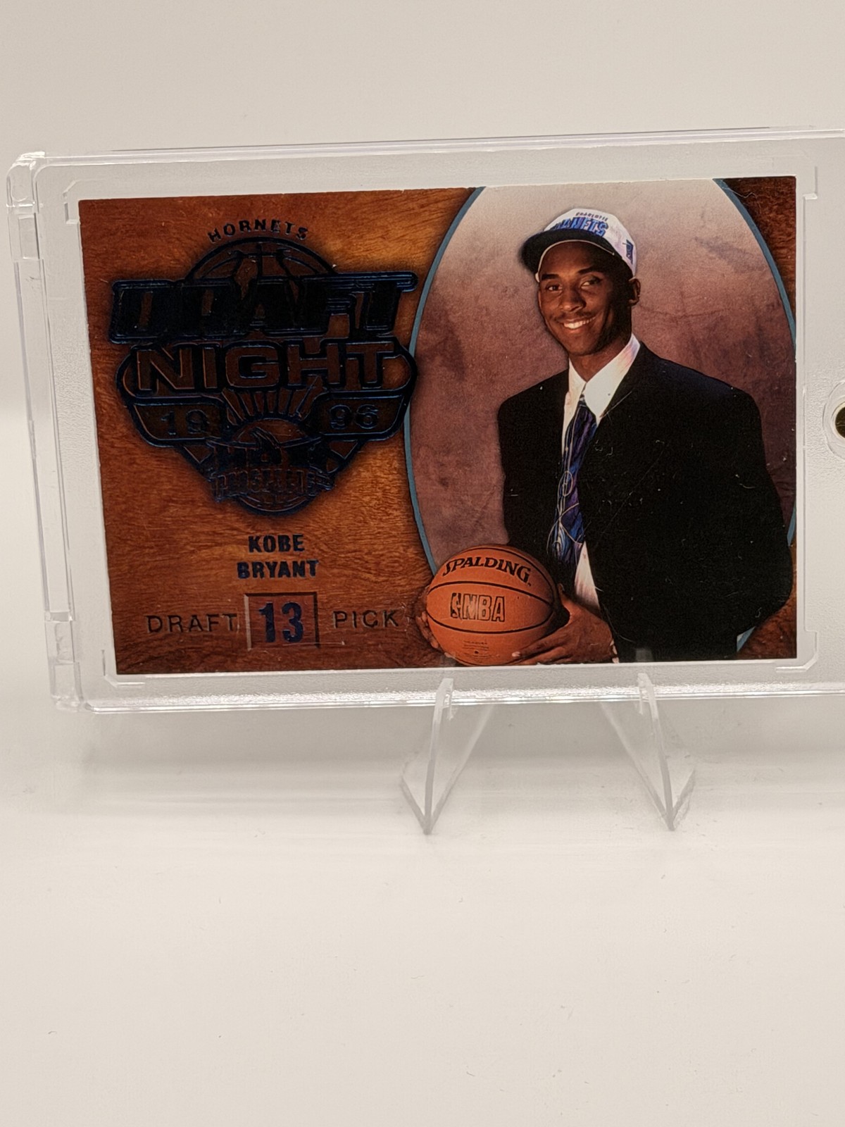 2008-09 Fleer Hot Prospects #94 Kobe Bryant Blue