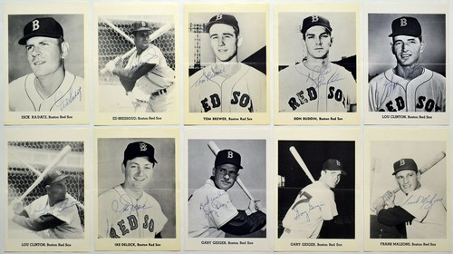   Lote de fotos vintage del equipo de los Medias Rojas de Boston (31 firmadas + 34 sin firmar) firmadas P - Imagen 3 de 6