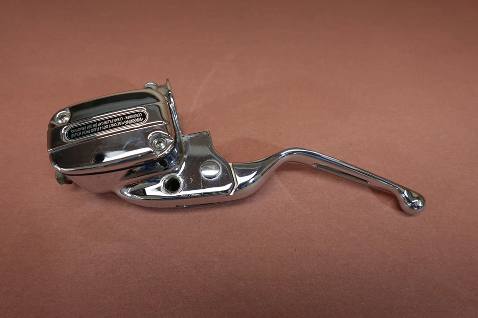 Главный цилиндр переднего сцепления Harley Davidson VRSCSE V-Rod 2005-2006 годов выпуска - Изображение 4 из 4