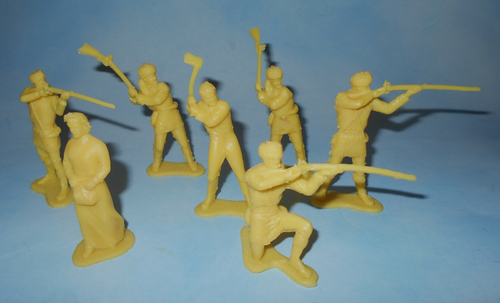 Vintage 1960s Auburn Rubber Western Play Set Yellow Plastic 60mm Pioneers