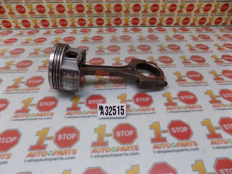 Honda Accord 2013-2017 pistón de motor de 2,4 L con biela 13010-5A2-A00 OEM Foto 2 de 4